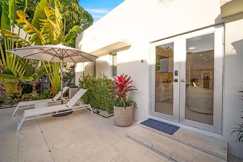 8109 Harding Avenue Miami Beach FL 33141