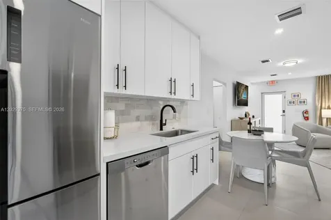 8109 Harding Avenue Miami Beach FL 33141