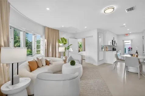 8109 Harding Avenue Miami Beach FL 33141