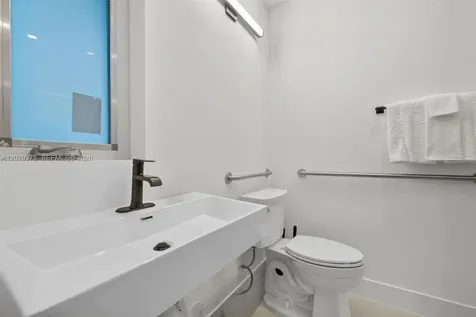 8109 Harding Avenue Miami Beach FL 33141