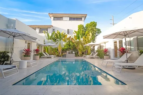8109 Harding Avenue Miami Beach FL 33141