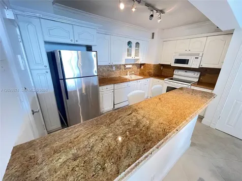 9195 Collins Avenue Surfside FL 33154