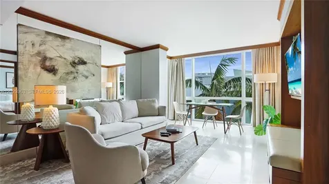 6801 Collins Avenue Miami Beach FL 33141