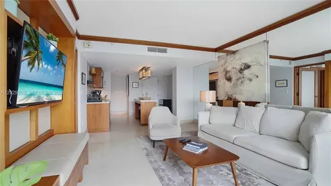 6801 Collins Avenue Miami Beach FL 33141