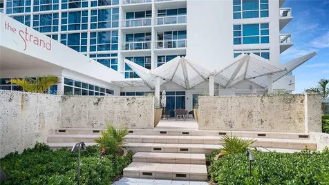 6801 Collins Avenue Miami Beach FL 33141