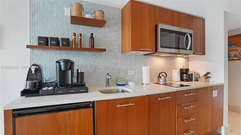 6801 Collins Avenue Miami Beach FL 33141
