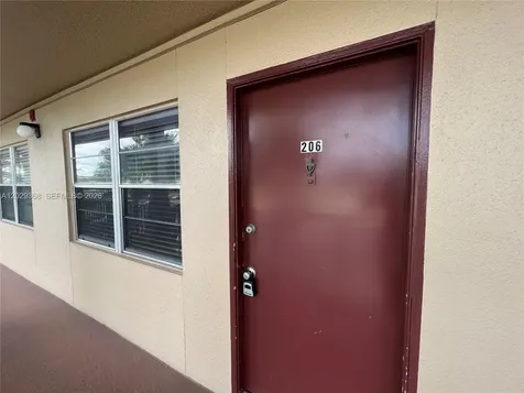 800 SW 131st Avenue Pembroke Pines FL 33027