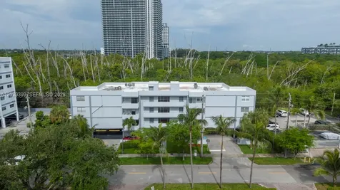 16518 NE 26th Avenue North Miami Beach FL 33160