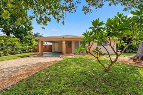 4780 NE 8th Terrace Oakland Park FL 33334