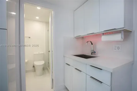 5445 Collins Avenue Miami Beach FL 33140
