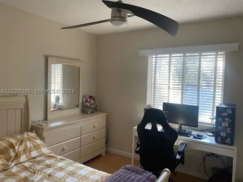223 Maple Terrace Davie FL 33325