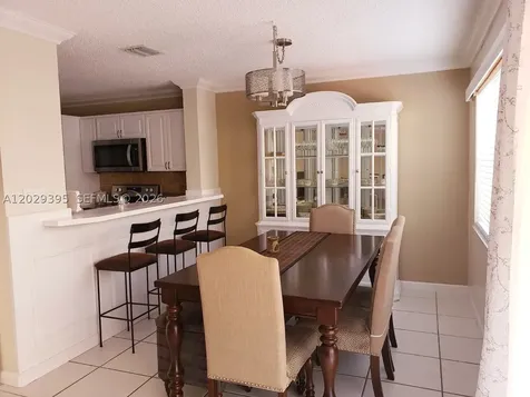 223 Maple Terrace Davie FL 33325