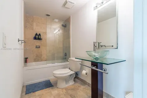 350 S Miami Avenue Miami FL 33130