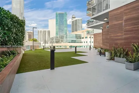 350 S Miami Avenue Miami FL 33130