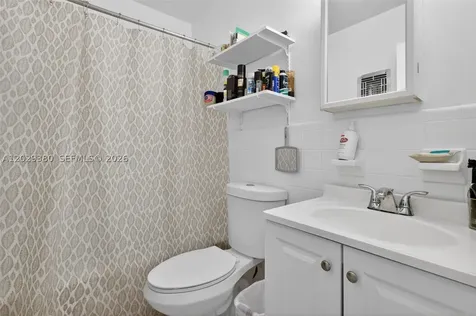 820 SW 11th Avenue Hallandale Beach FL 33009