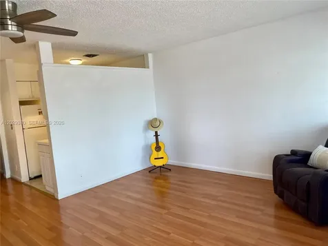 820 SW 11th Avenue Hallandale Beach FL 33009