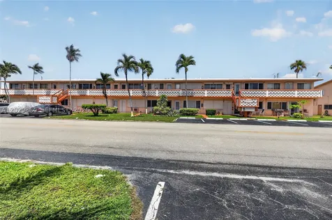 820 SW 11th Avenue Hallandale Beach FL 33009