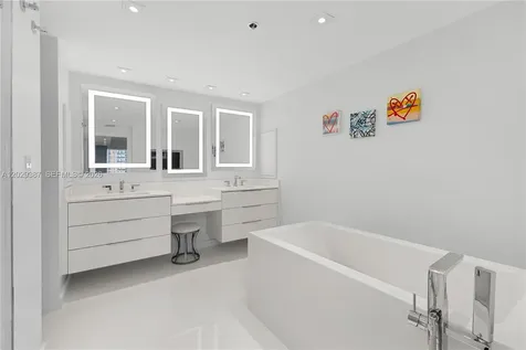 10205 Collins Avenue Bal Harbour FL 33154
