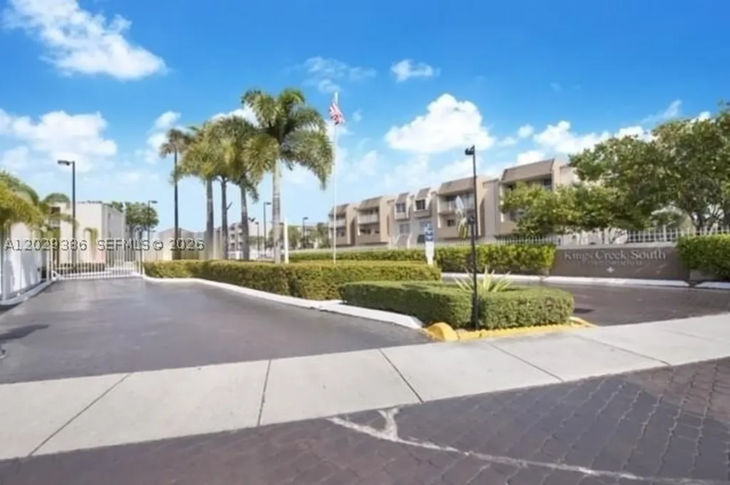 7747 SW 86th Street Miami FL 33143