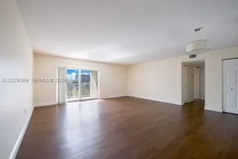7747 SW 86th Street Miami FL 33143