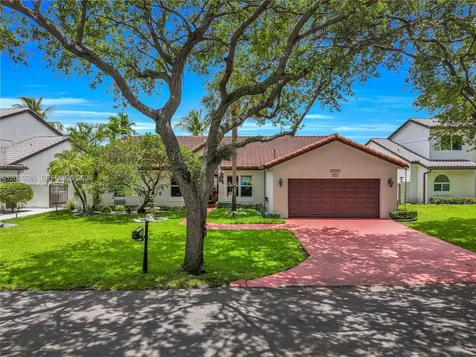 19641 NW 88th Avenue Hialeah FL 33018