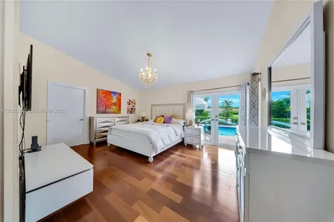 19641 NW 88th Avenue Hialeah FL 33018