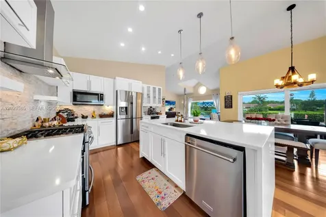 19641 NW 88th Avenue Hialeah FL 33018