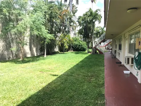 2915 Plunkett Street Hollywood FL 33020