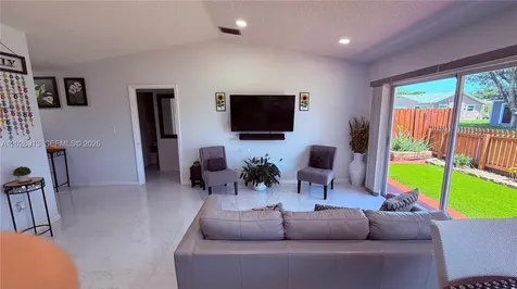 Miramar FL 33025