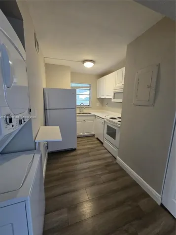8870 Fontainebleau Boulevard Miami FL 33172