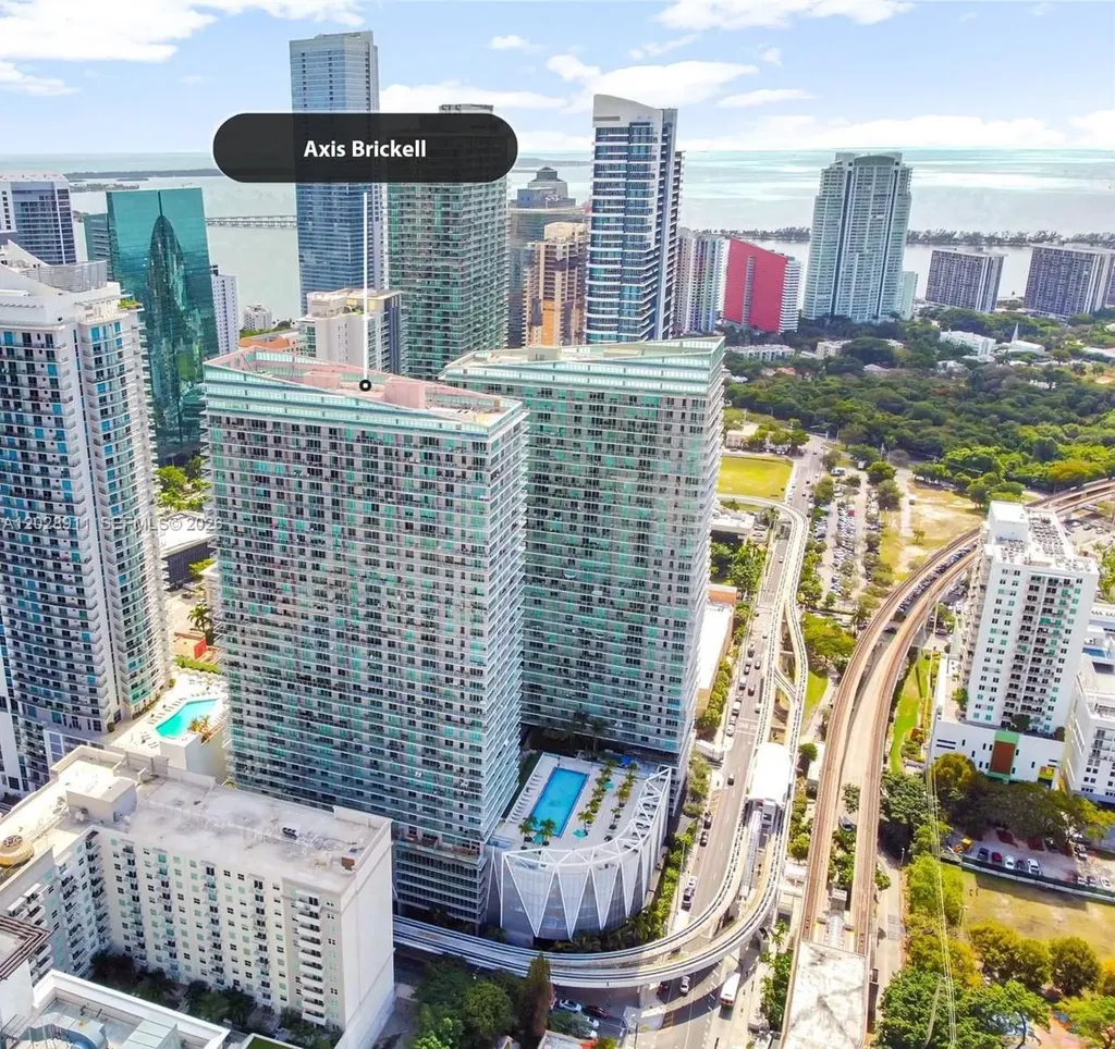 1111 SW 1st Avenue Miami FL 33130