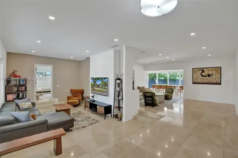 18641 NE 21st Avenue Miami FL 33179