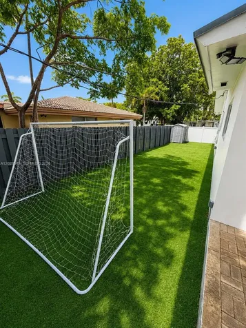 18641 NE 21st Avenue Miami FL 33179