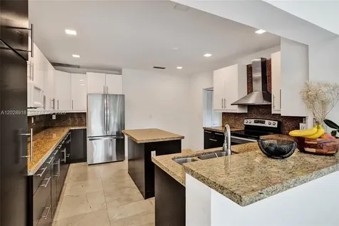 18641 NE 21st Avenue Miami FL 33179