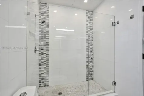 18641 NE 21st Avenue Miami FL 33179