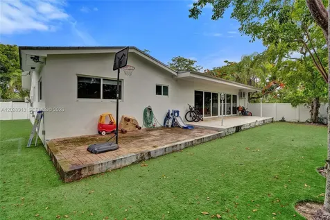 18641 NE 21st Avenue Miami FL 33179
