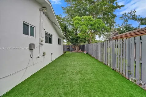 18641 NE 21st Avenue Miami FL 33179