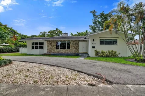 18641 NE 21st Avenue Miami FL 33179