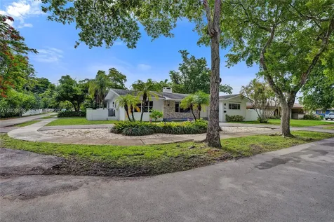 18641 NE 21st Avenue Miami FL 33179