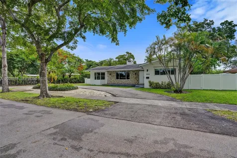 18641 NE 21st Avenue Miami FL 33179