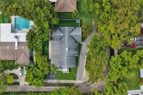 18641 NE 21st Avenue Miami FL 33179