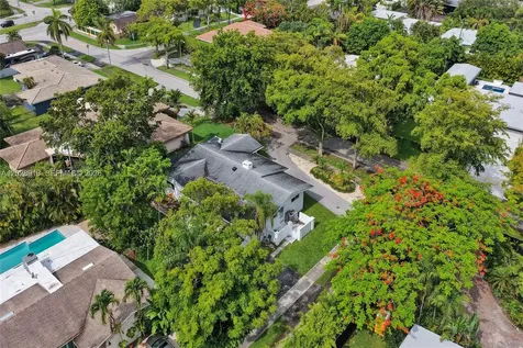 18641 NE 21st Avenue Miami FL 33179