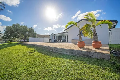 1310 SW 26th Avenue Deerfield Beach FL 33442