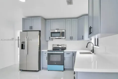 85 SW 30th Avenue Miami FL 33135