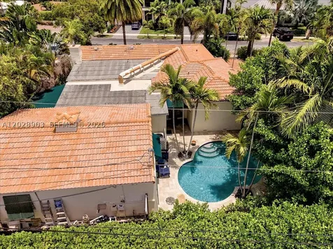 623 NE 17th Way Fort Lauderdale FL 33304