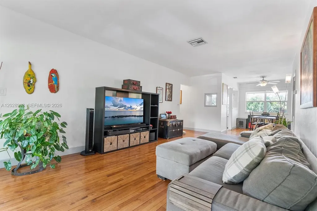 20 Park Drive Bal Harbour FL 33154