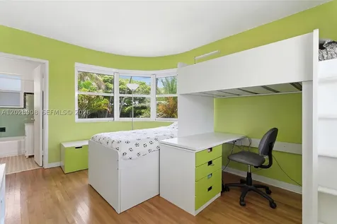 20 Park Drive Bal Harbour FL 33154