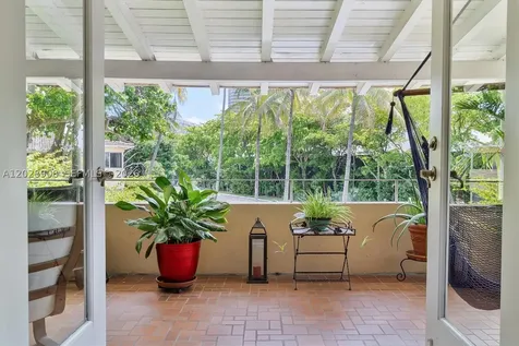 20 Park Drive Bal Harbour FL 33154