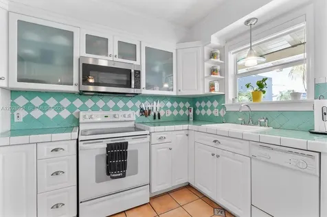 20 Park Drive Bal Harbour FL 33154