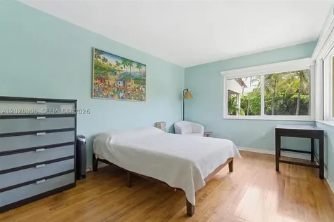 20 Park Drive Bal Harbour FL 33154